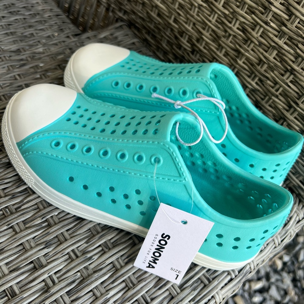 Sonoma‎ Kids Turquoise Water Shoes